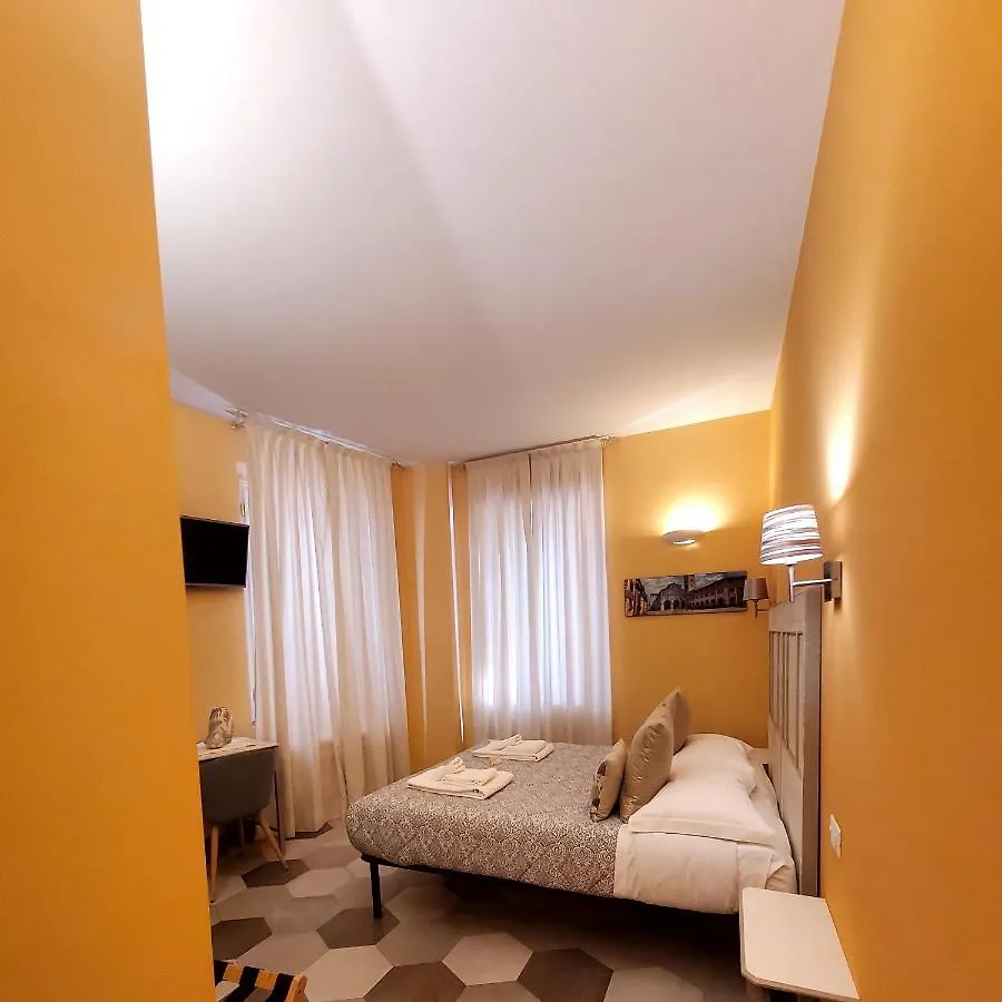 Residenza Fillanfi Hotel Lucca Guest house